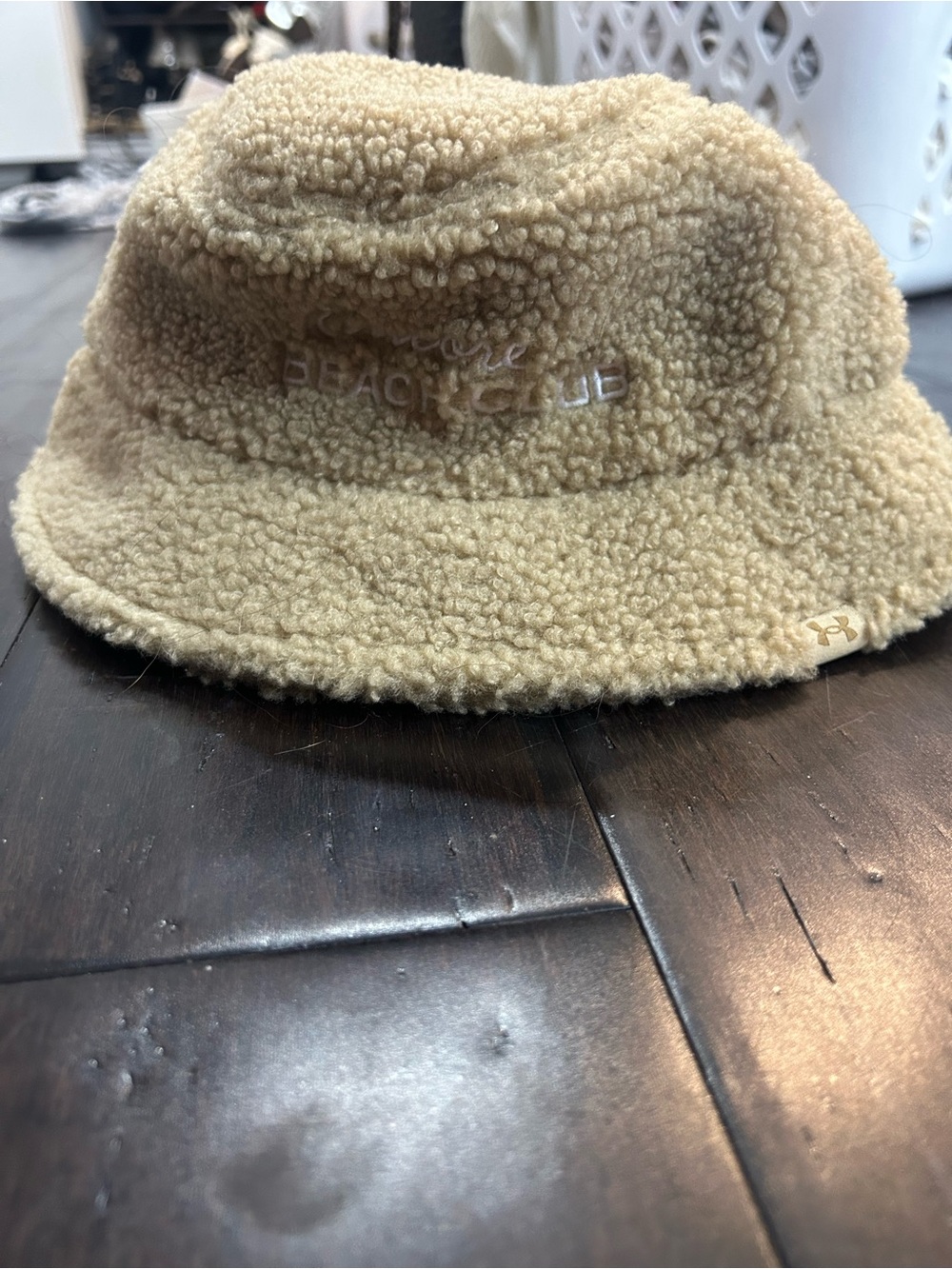 Encore Tan Sherpa Bucket Hat Beach Club Embroidery small cap beanie
